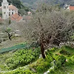 - 7790 Διαμέρισμα