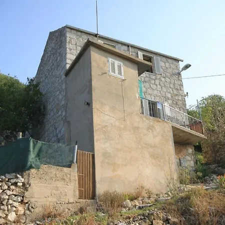 - 7790 Апартаменты Lastovo